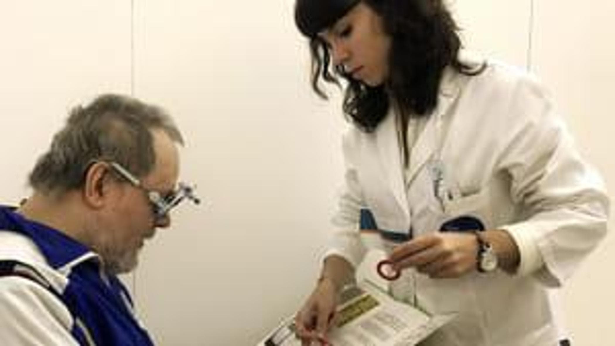 Ücretsiz göz muayeneleri: Tor Vergata'da düşük gelirli öğrenciler için geçici bir klinik