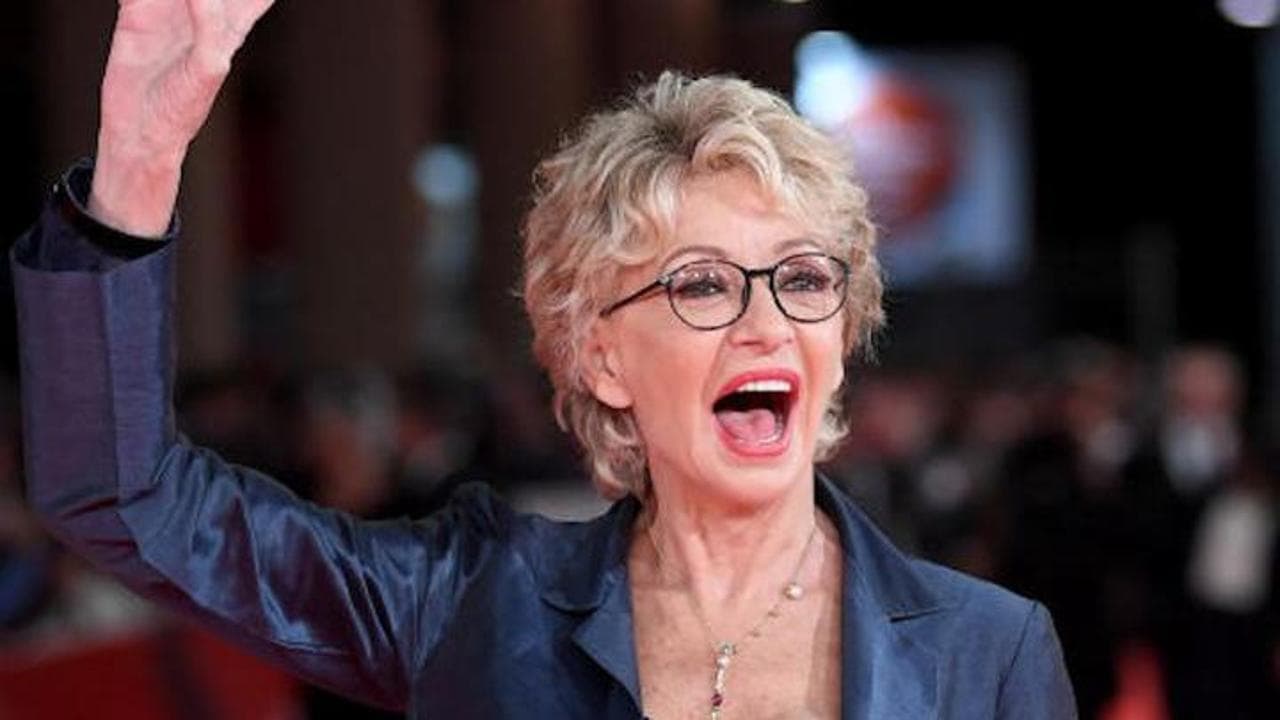 Enrica Bonaccorti: i sorrisi e i red carpet della signora della tv
