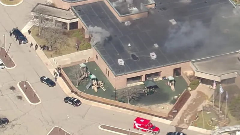 Sparatoria in una sinagoga nel Michigan: morto l’assalitore. “Aveva perso la famiglia in un raid in Libano”