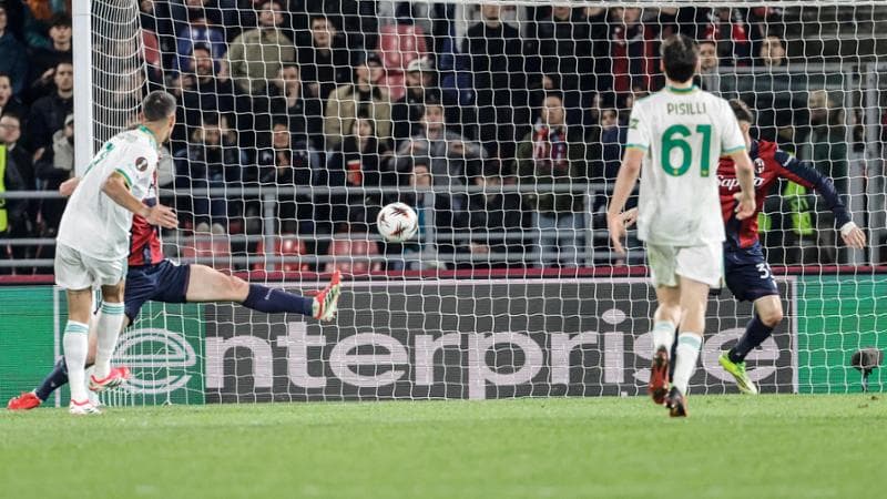 Pellegrini replica a Bernardeschi: Bologna-Roma 1-1, la qualificazione si deciderà all’Olimpico