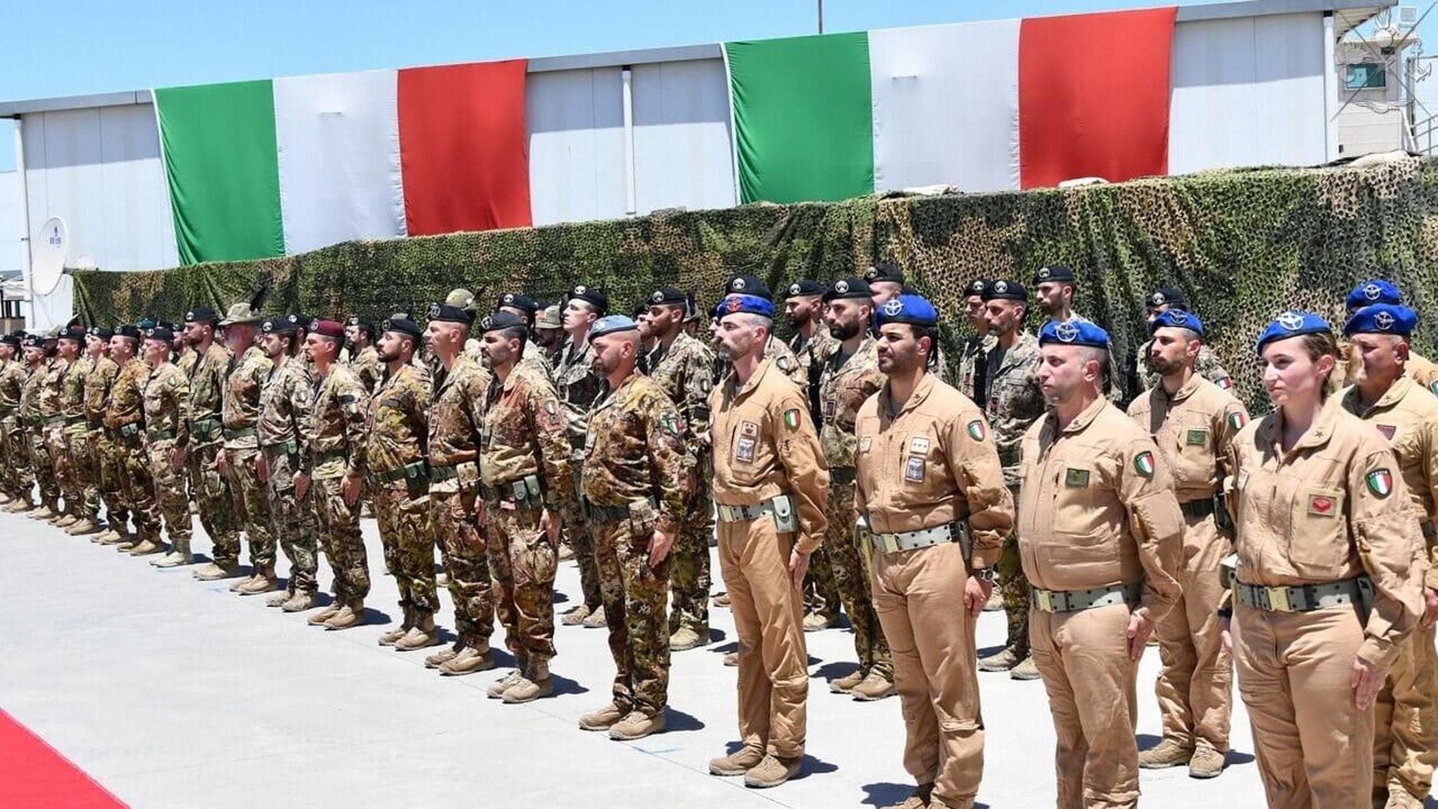 All’alba via da Erbili primi 70 militari italiani. Lite nel governo su Mosca