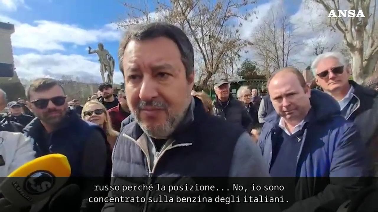 Salvini: "Sul petrolio russo dico la mia, sbagliato fregarsene. Con le sanzioni ci rimettiamo noi"