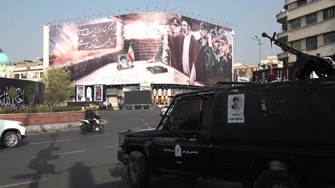 Iran, la doppia vita di Teheran tra orgoglio e voglia di libertà
