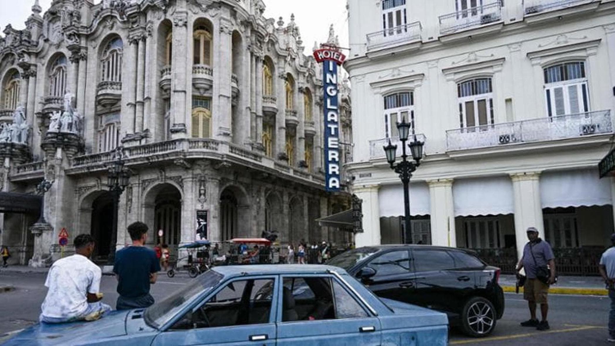 Cuba, gli Usa vogliono le dimissioni del presidente. Trump: “Con l’isola posso farci ciò che voglio”