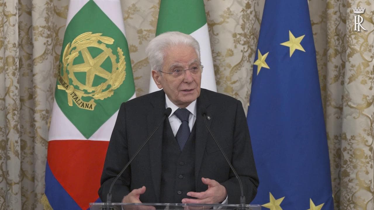 Mattarella sulle carceri: "I suicidi sono una sconfitta dello Stato"