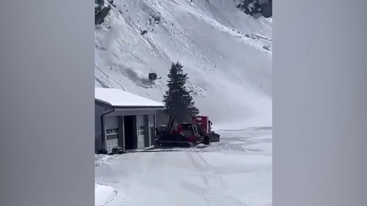 Svizzera, forte vento sulle Alpi: precipita la cabina di un'ovovia a Engelberg