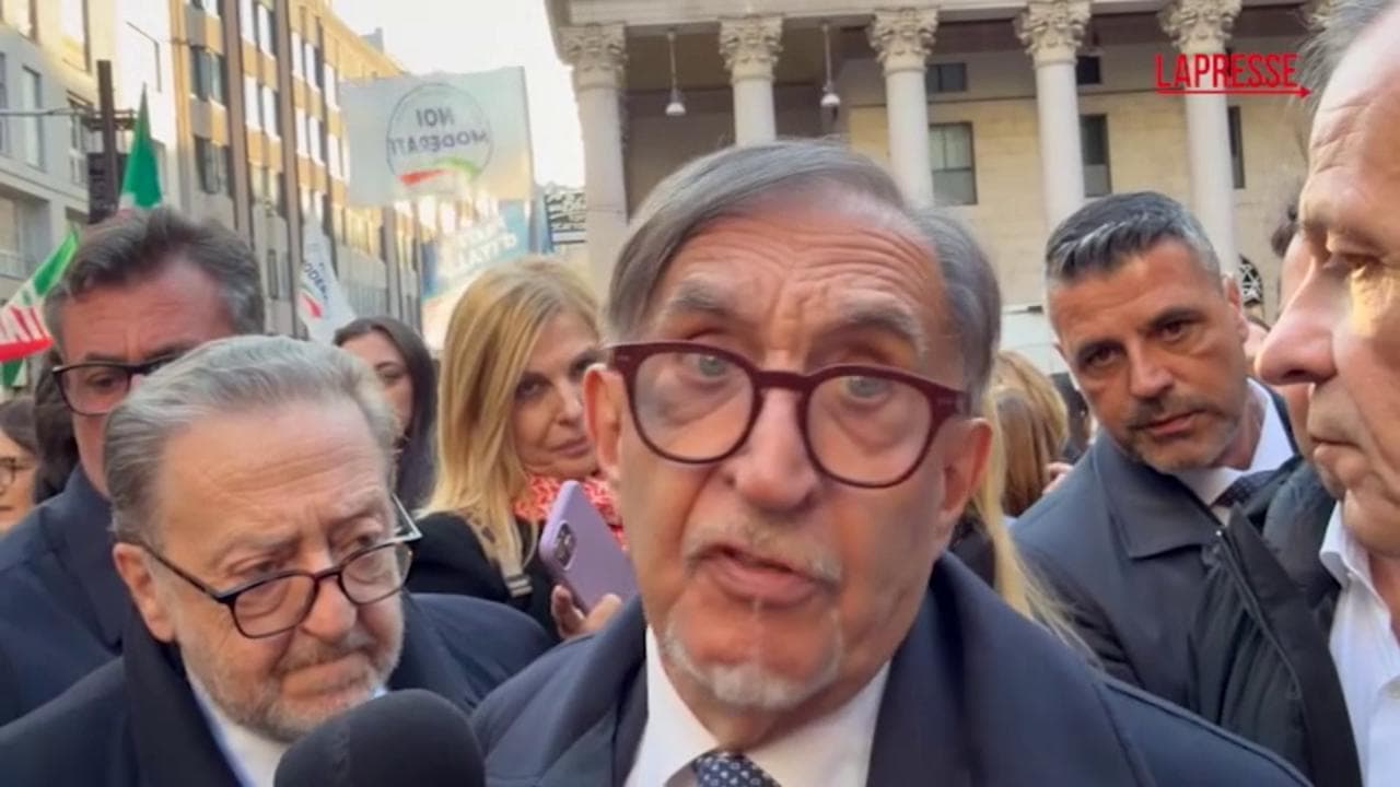 Caso Delmastro-Caroccia-clan Senese, La Russa: "Non ci si dimette per una foto"