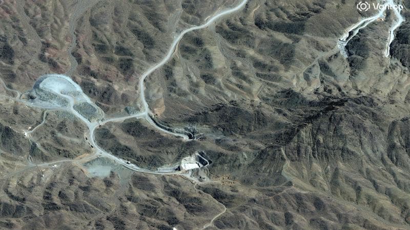 Guerra in Iran, le news. Idf: “Il missile iraniano può raggiungere Berlino, Parigi e Roma”. Attacco a Arad, almeno 64 feriti, 7 gravi