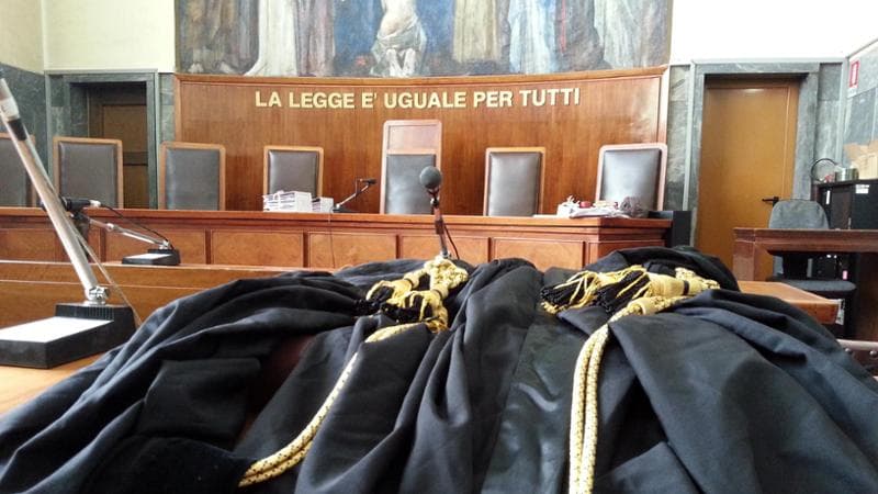 Riforma della giustizia, cosa cambierebbe con il via libera al referendum: i testi a confronto