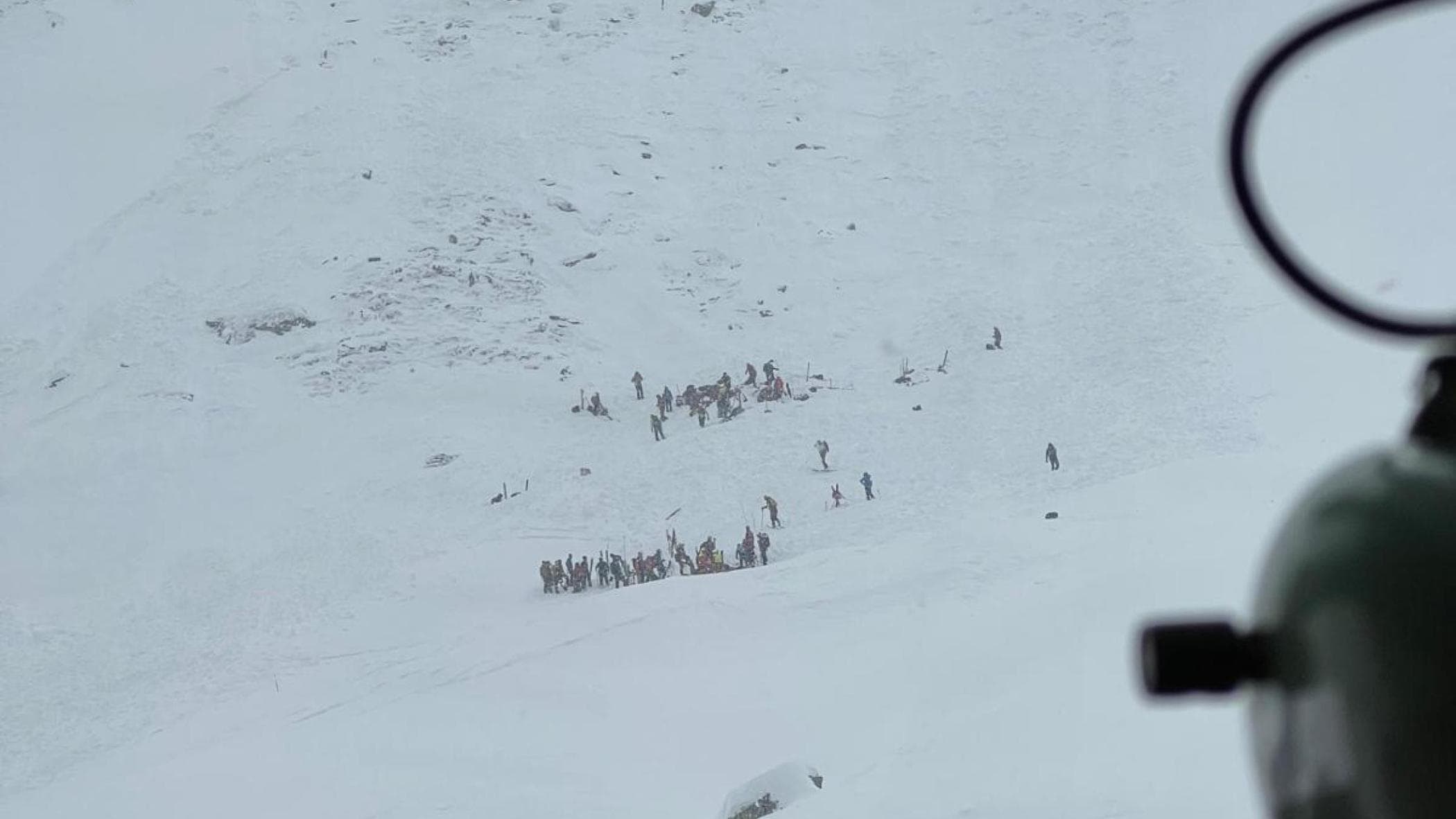 Valanga travolge dieci persone in Alto Adige: 2 scialpinisti morti