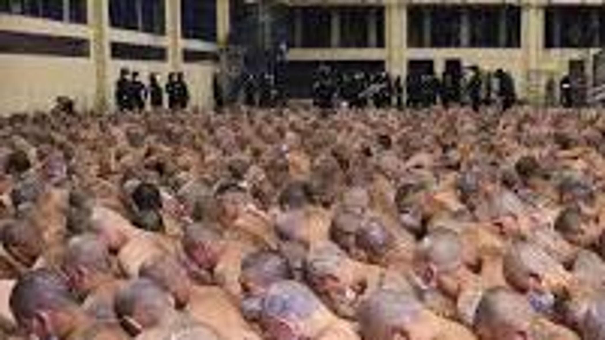 ABD'den sınır dışı edilen vatandaşlar El Salvador'da zorla kaybediliyor