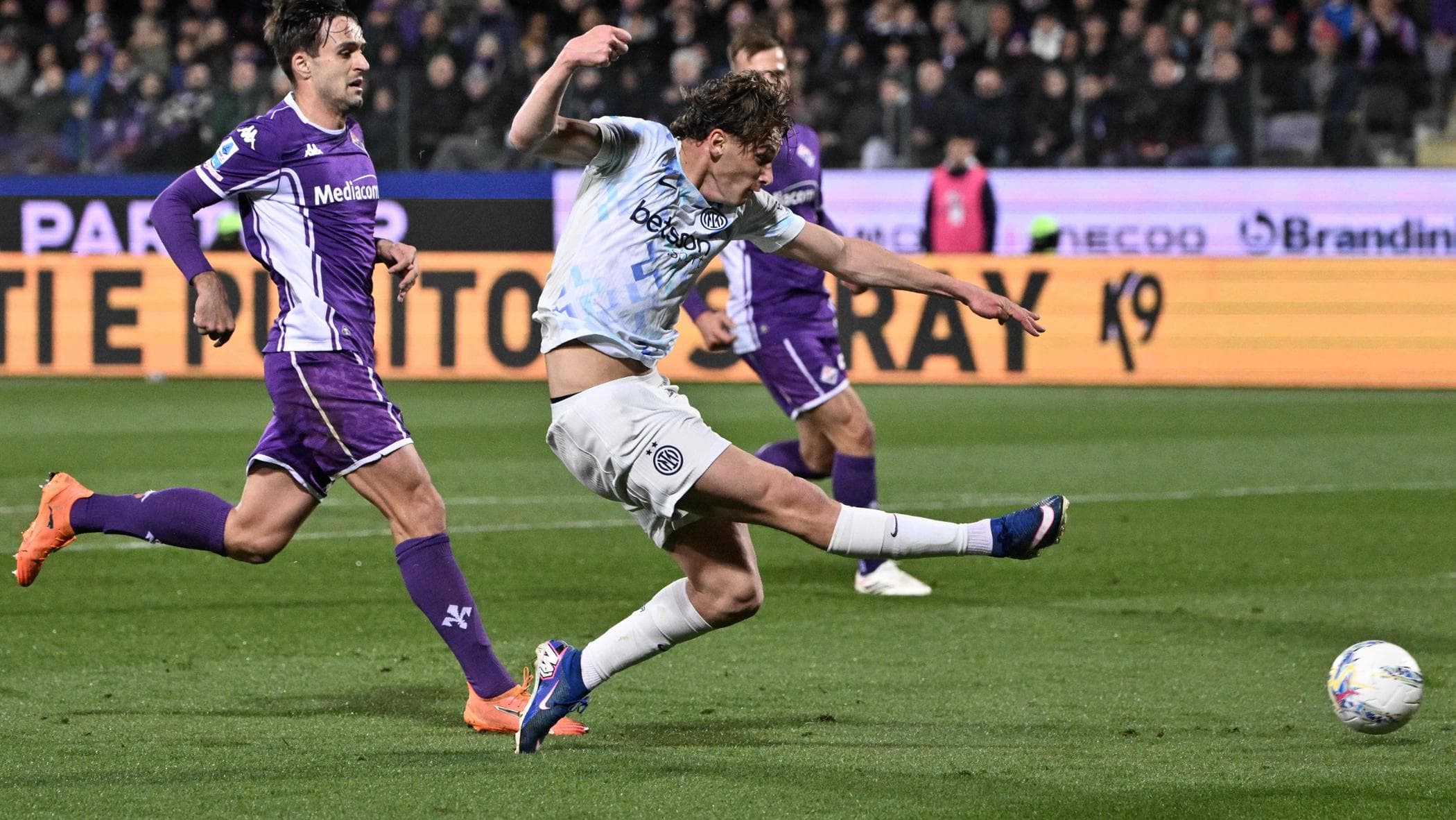 L’Inter si è fermata, Milan e Napoli credono alla rimonta. Cosa succede alla squadra di Chivu