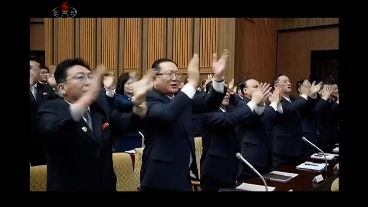 Corea del Nord, diluvio di applausi per Kim Jong Un all'Assemblea Suprema del Popolo