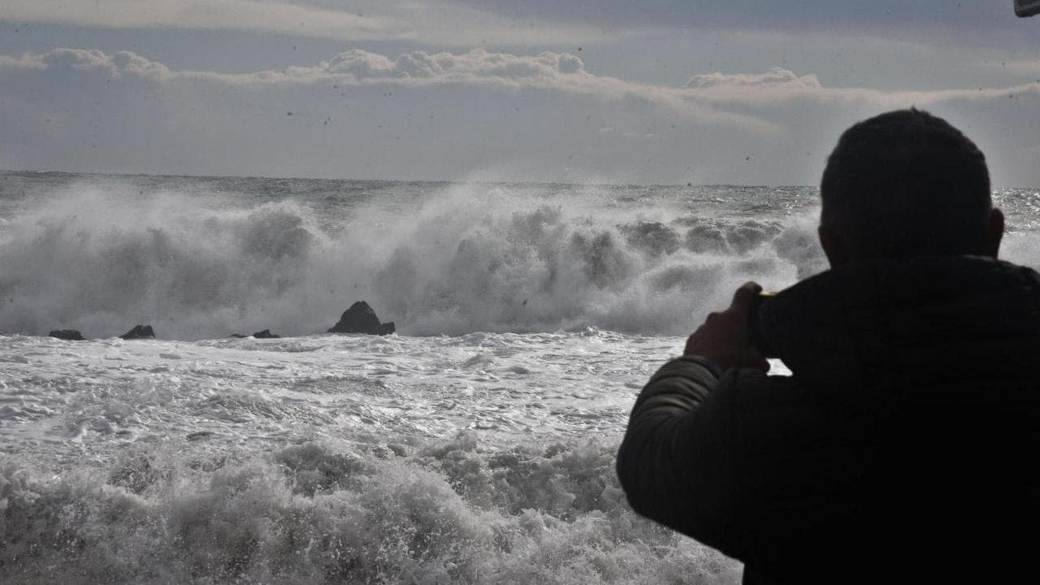 Hava tahmini, kışın sonu: düşen sıcaklıklar, kar ve 8 metreye varan dalgalar