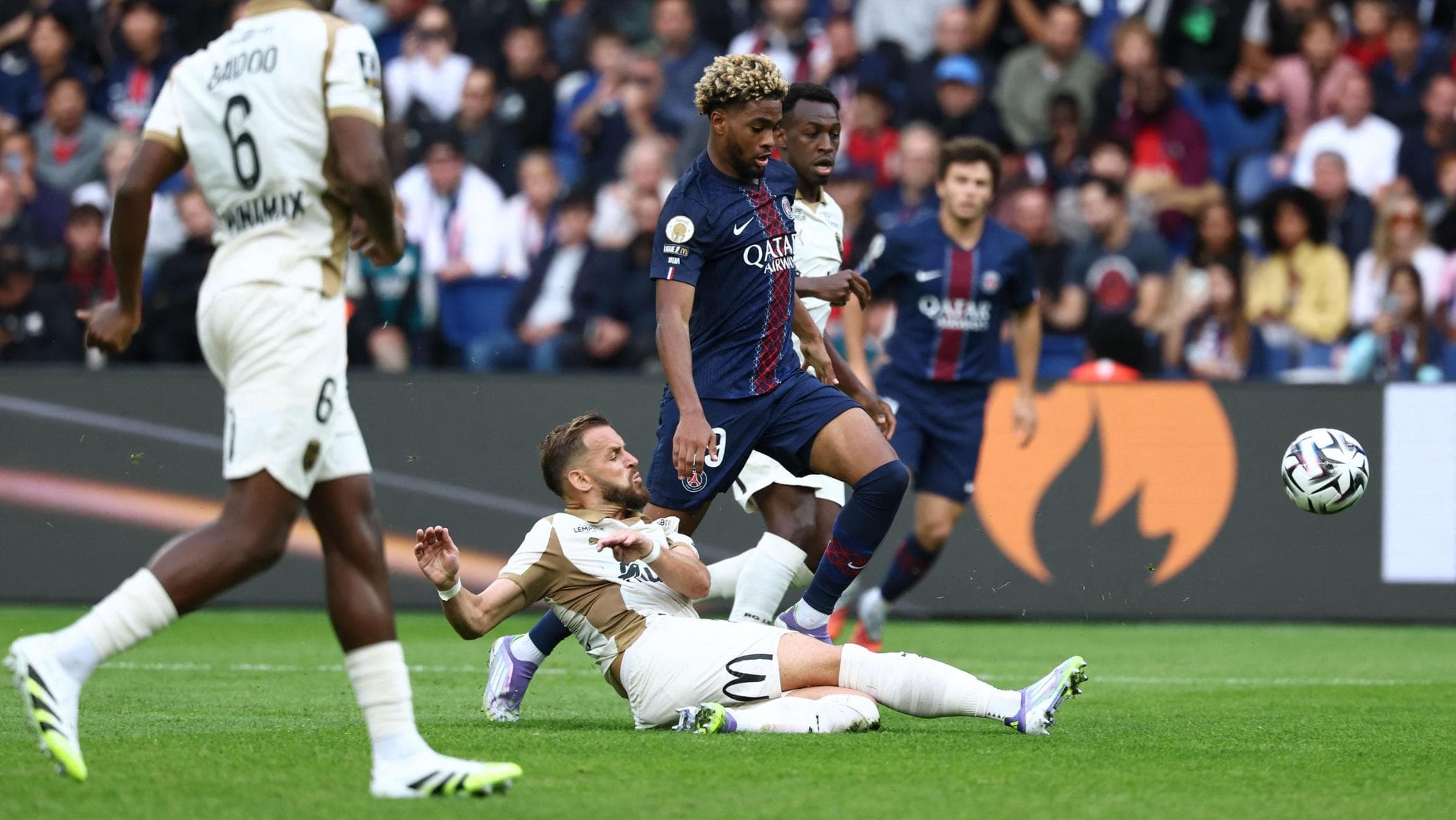 Fransa ve Lig PSG'ye evet diyor: Lens maçı ertelendi – Futbol