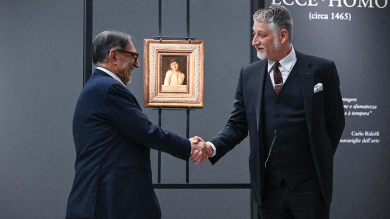 Alessandro Giuli all'inaugurazione della mostra "Ecce Homo"
