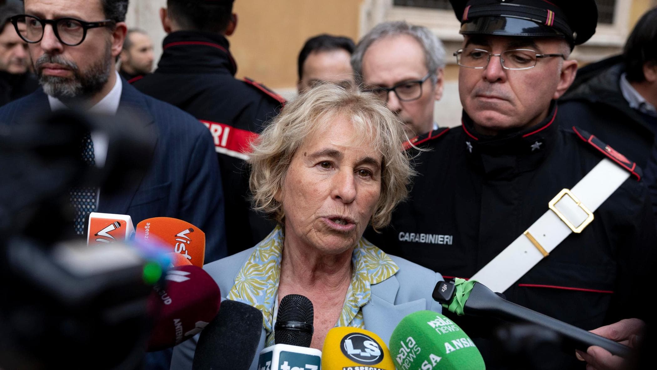 La riscossa delle donne di Silvio