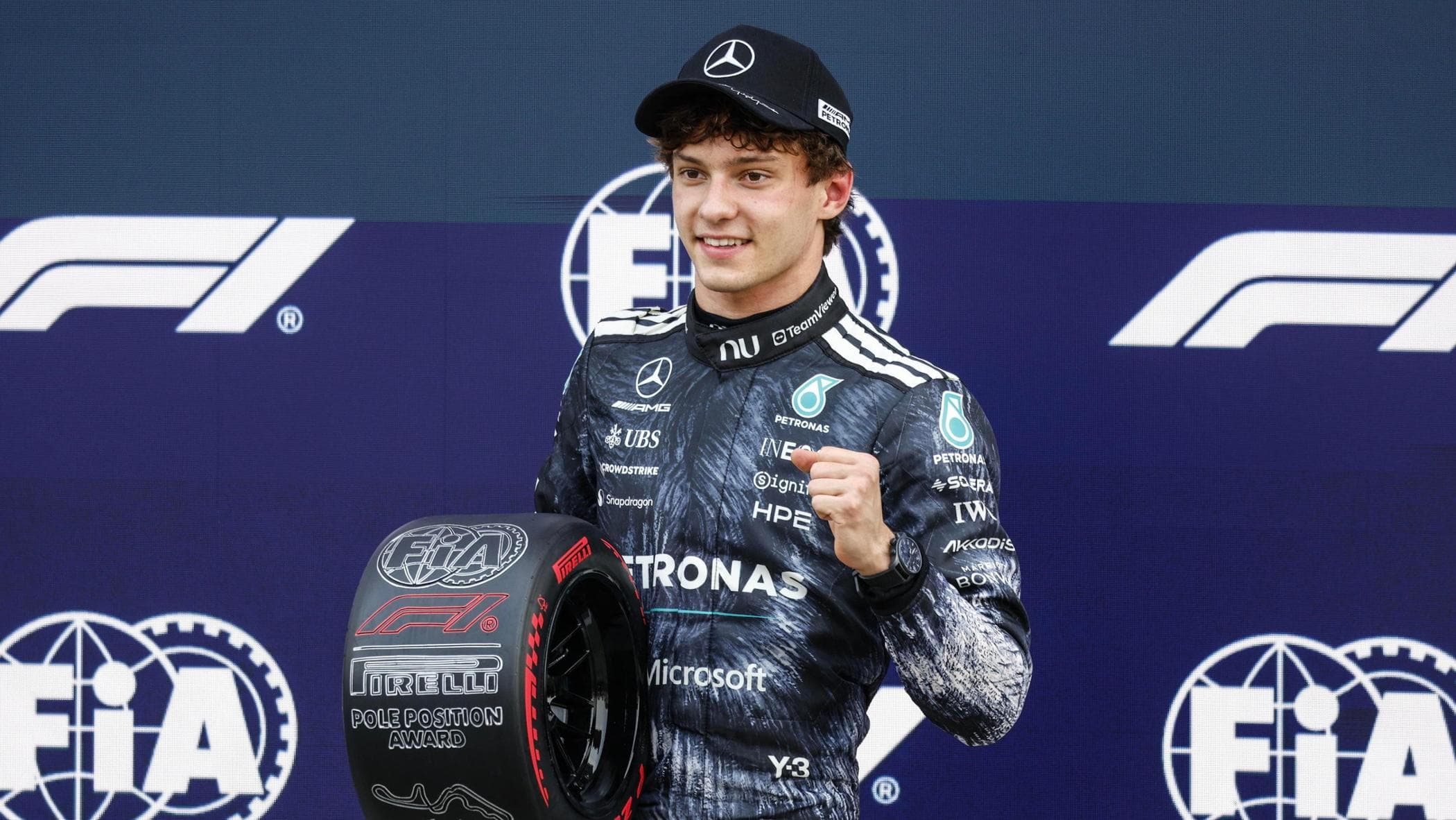 Antonelli, pole anche in Giappone: “Sono felice”. Ferrari in seconda fila con Leclerc