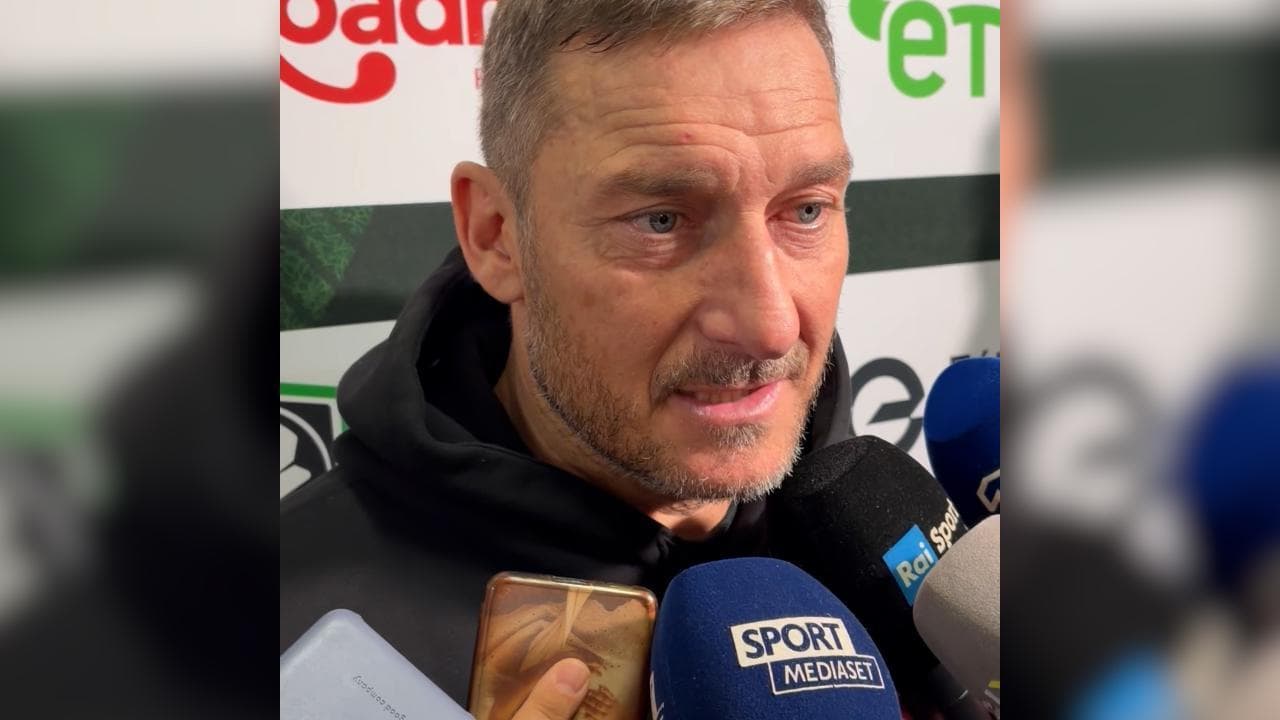 Totti scherza sul ritorno alla Roma: "Io al posto di Dybala? Qualcosa posso dare ancora"