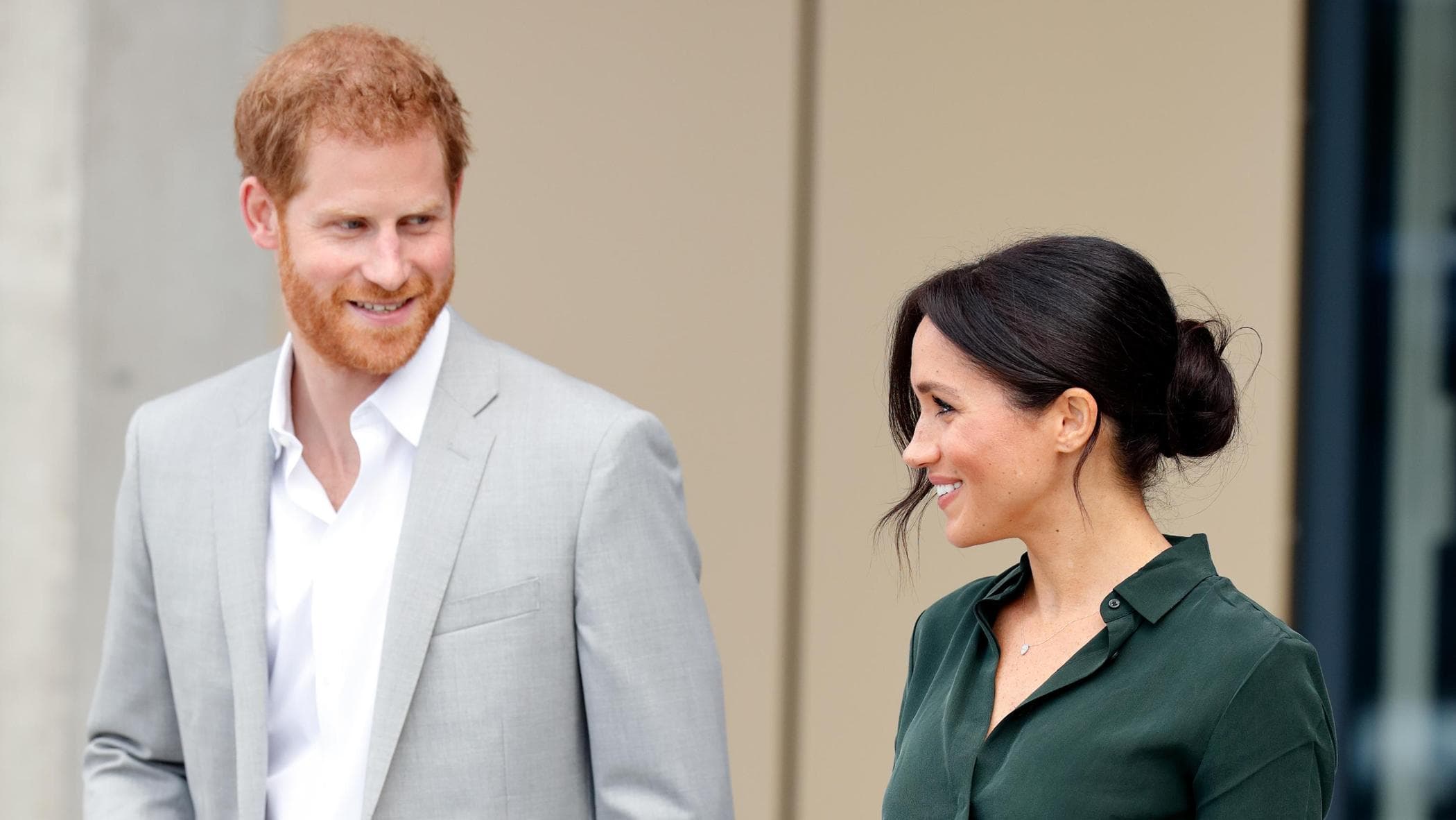 Harry vuole tornare a casa quest’estate e spera in un invito di re Carlo. Ma c’è il nodo scorta