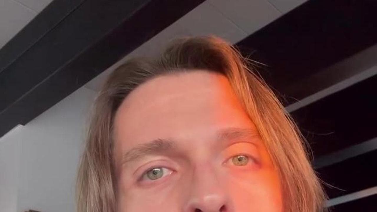 Sollecito difende degli animali: "4 anni in carcere da innocente, vi racconto come si sta in gabbia"