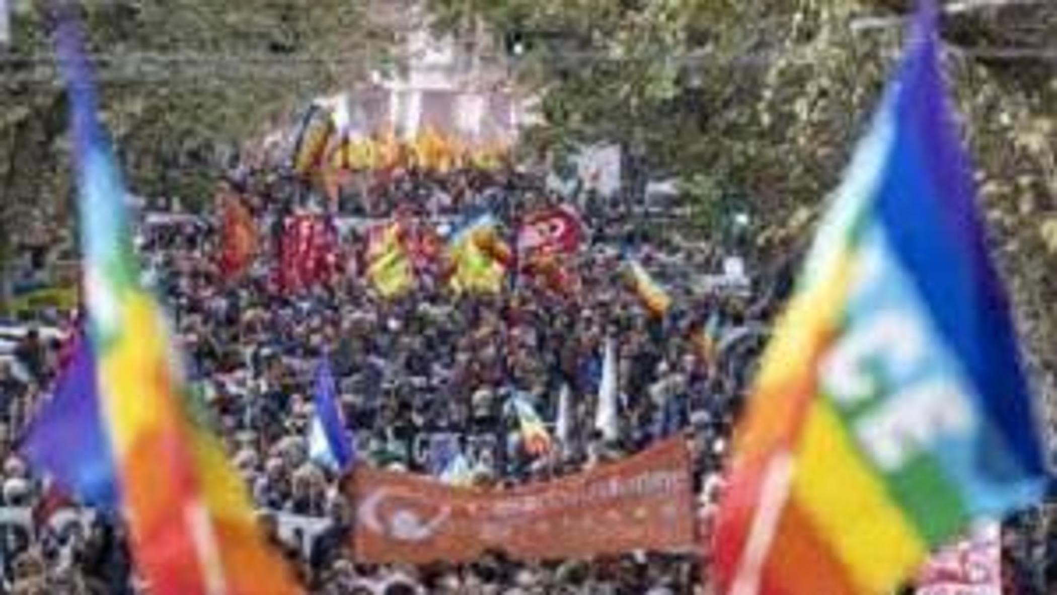 Barış, kendimizi onu ilan etmekle sınırlamamak, onu aktif yurttaş ağlarıyla inşa etmek daha iyidir.