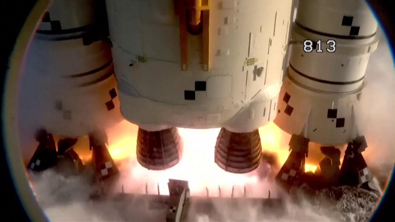 Spazio, Artemis II decolla: l’umanità riparte verso la Luna