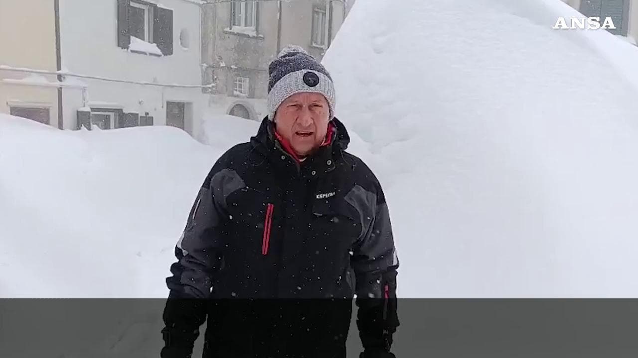 Bufera di neve su Capracotta, il sindaco: “Chiesto lo stato di emergenza”