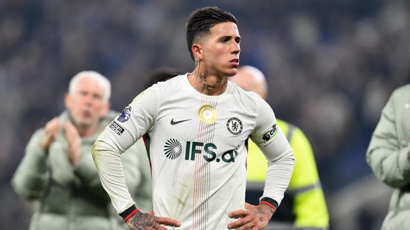 Il Chelsea punisce Fernandez, il capitano sospeso due gare per aver detto “Madrid mi piace davvero”