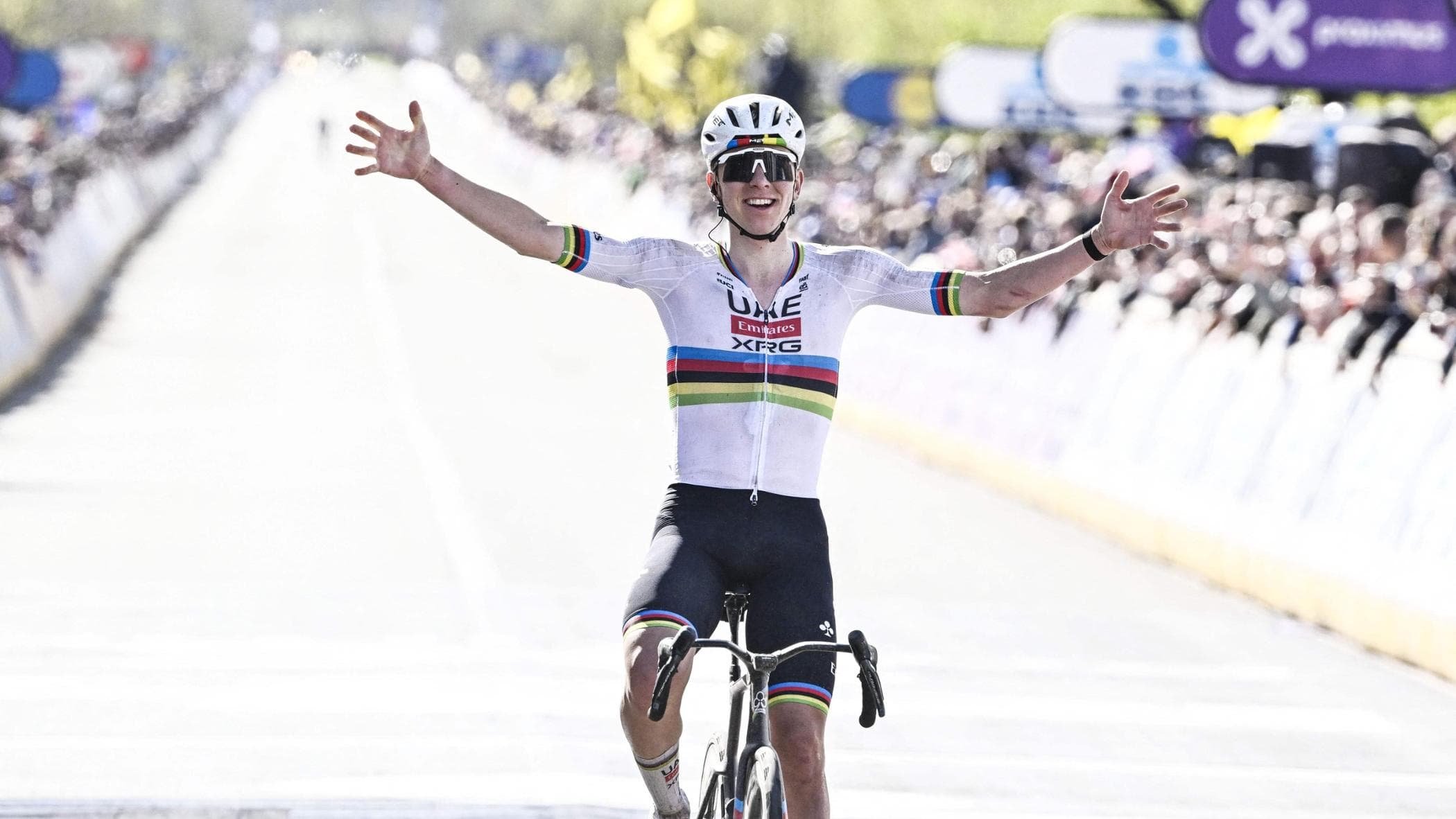 Pogacar come Merckx: dopo la Sanremo vince anche il Giro delle Fiandre