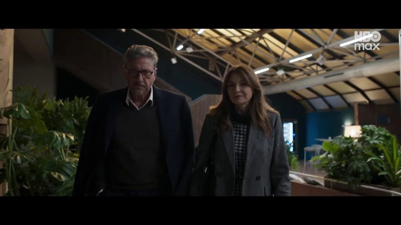 "In Utero", la serie con Sergio Castellitto e Maria Pia Calzone su una clinica per la fertilità
