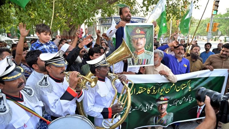 Negoziato Usa-Iran, tutti a Islamabad in cerca dell’accordo di pace: l’uranio il principale ostacolo