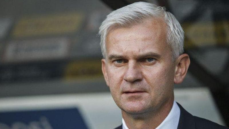 Morto Jacek Magiera, vice ct della Polonia: colpito da infarto mentre correva