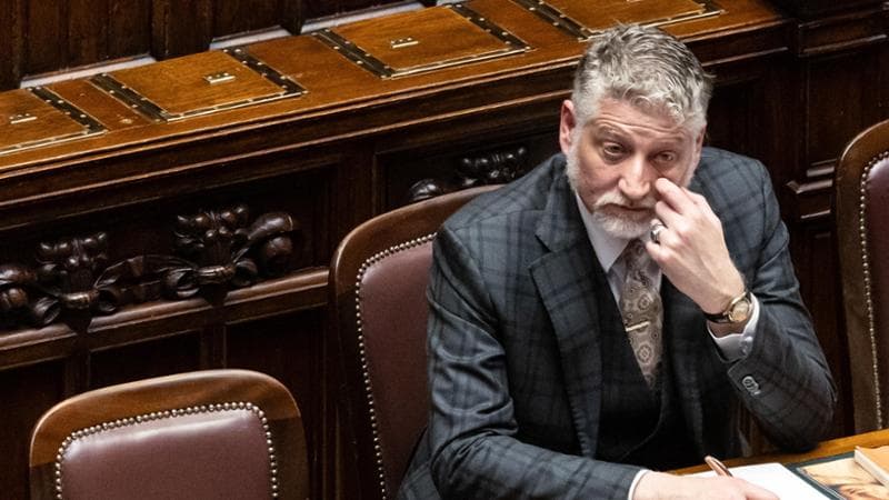 Anteprima: Giuli taglia i fondi ai grandi festival musicali per finanziare il decreto sulle accise:…