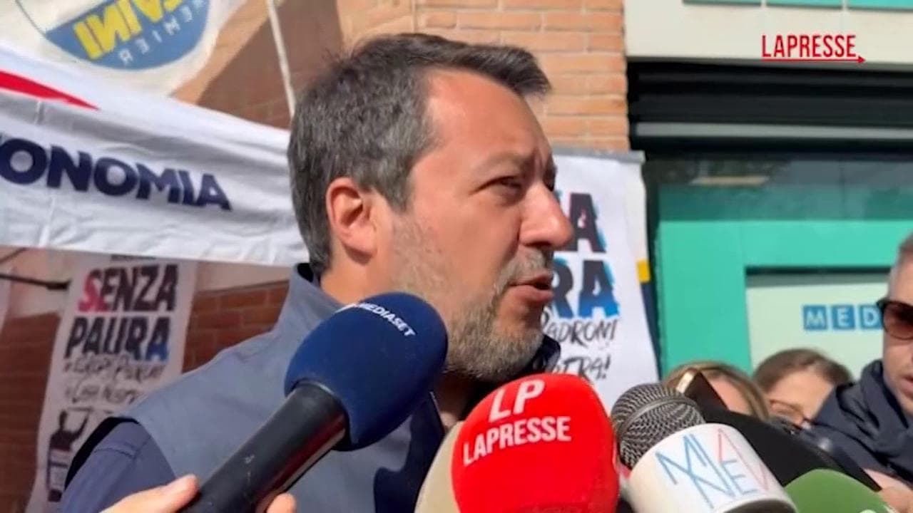 Iran, Salvini: "Trump? Sono amico degli Usa ma bisogna fermarsi". E attacca l'Europa