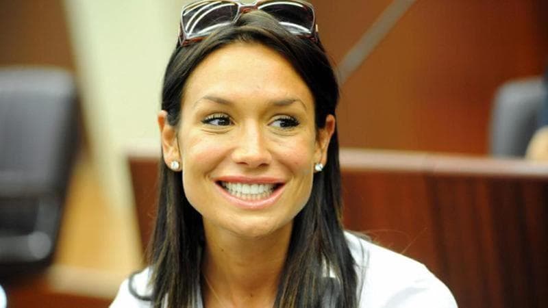 Anteprima: La grazia a Minetti, il Colle: “Deve assistere un minore in difficoltà”