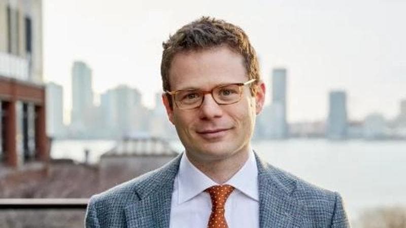 Edward Fishman, professore di relazioni internazionali alla Columbia e fellow del Council on foreign relations