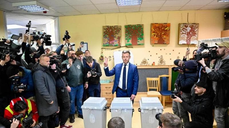 Ungheria, Magyar nuovo premier. Il vincitore: “Non chiamerò Putin né Trump. Lo zar fermi la guerra”