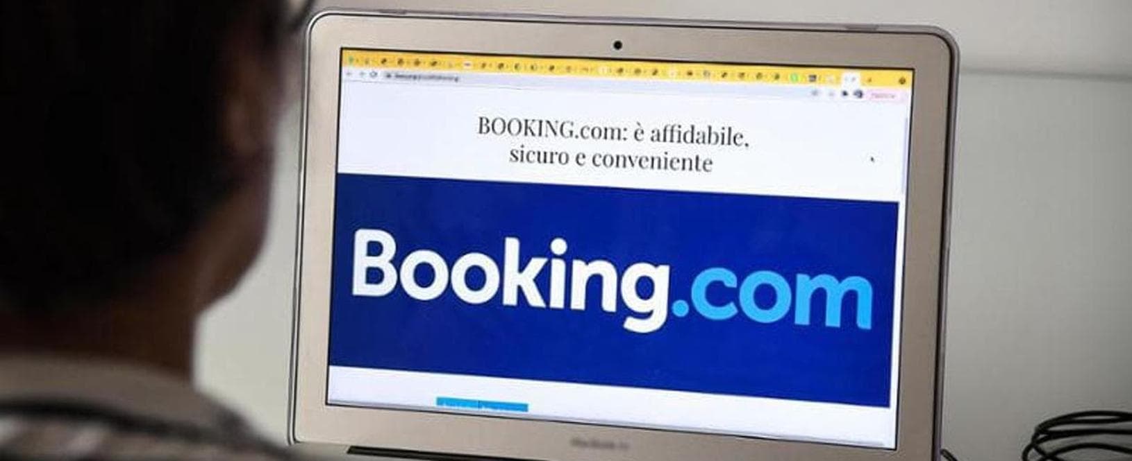 Attacco in corso a utenti Booking: prenotazioni rubate e rischio truffe di massa