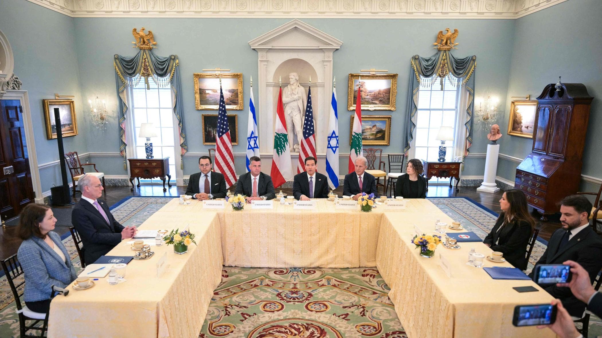 Colloqui a Washington per il Libano: “Intesa sull’avvio di trattative dirette”