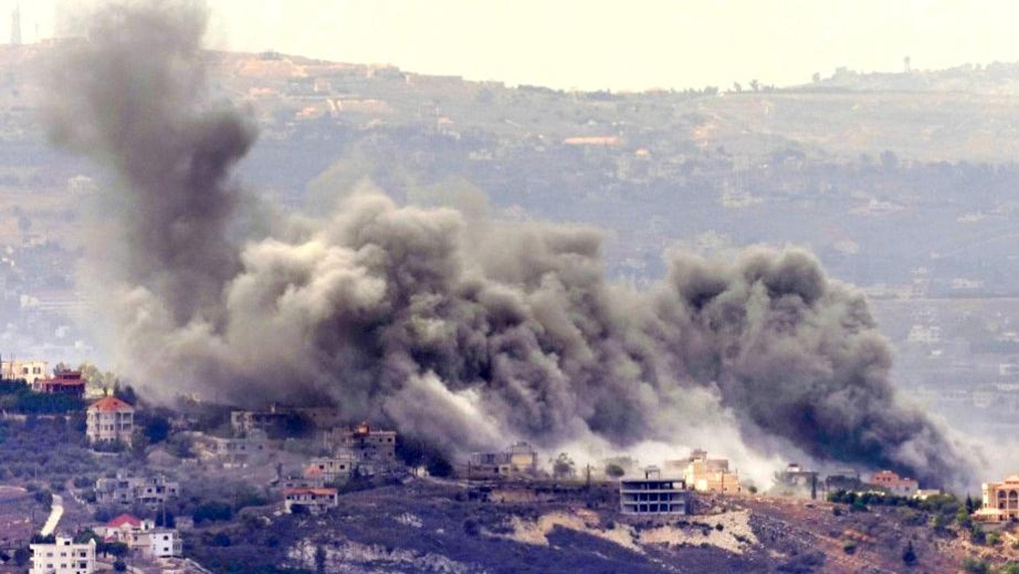 Beyrut, dinmek bilmeyen bomba korkusu, yerinden edilmişlerin evlerine bir daha dönmemenin acısı