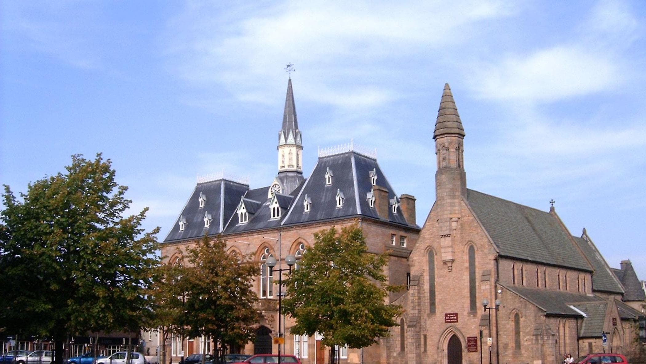 Regno Unito, il mistero dello scheletro avvolto nel giornale: è di un bambino nato 300 anni fa