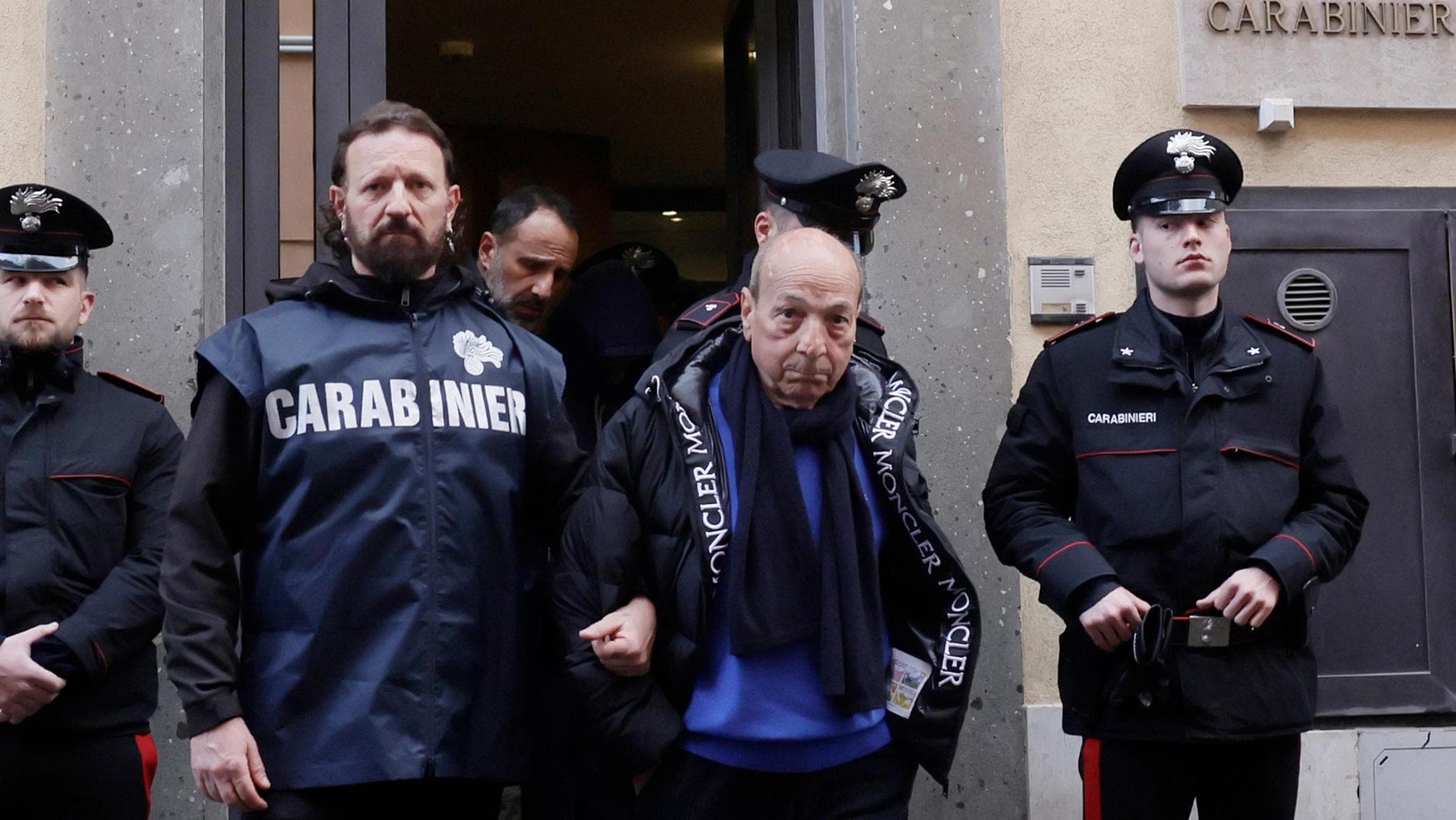 Droga, ricatti, servizi deviati, la vita da romanzo criminale dell’irriducibile “palletta”