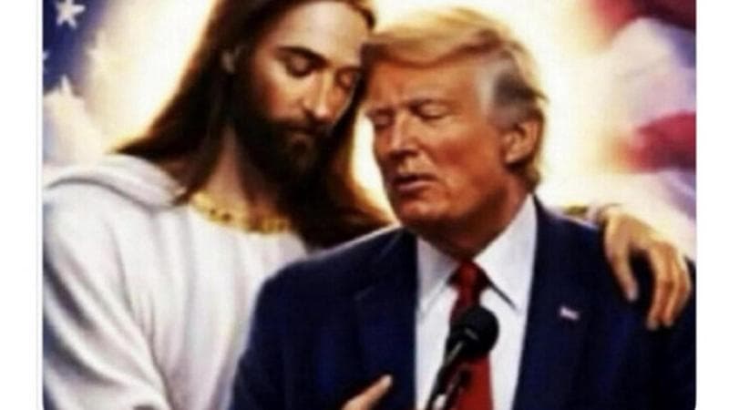 ++ Trump ripubblica un post che lo ritrae con Gesù, 'il tycoon scelto da Dio' ++ 
Da un account di sostenitori': 'Con tutti questi mostri Dio si è giocato la carta Donald'