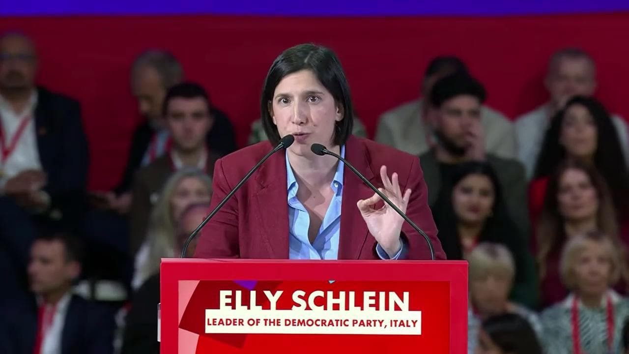 Elly Schlein: "Meloni sconfitta al referendum, possiamo battere le destre ascoltando i giovani"