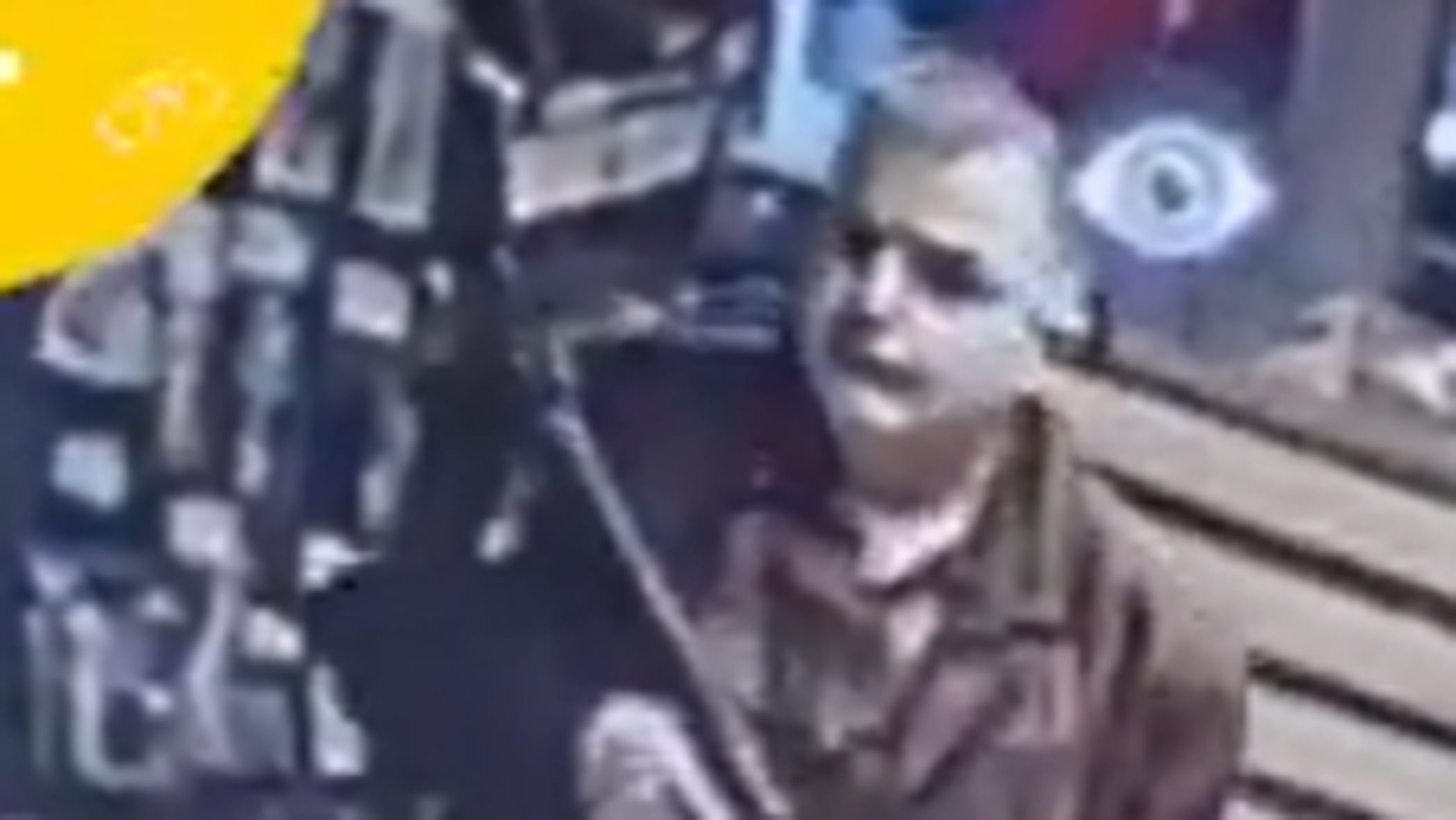 Kiev, uomo armato di fucile fa strage di sei passanti: si indaga per terrorismo