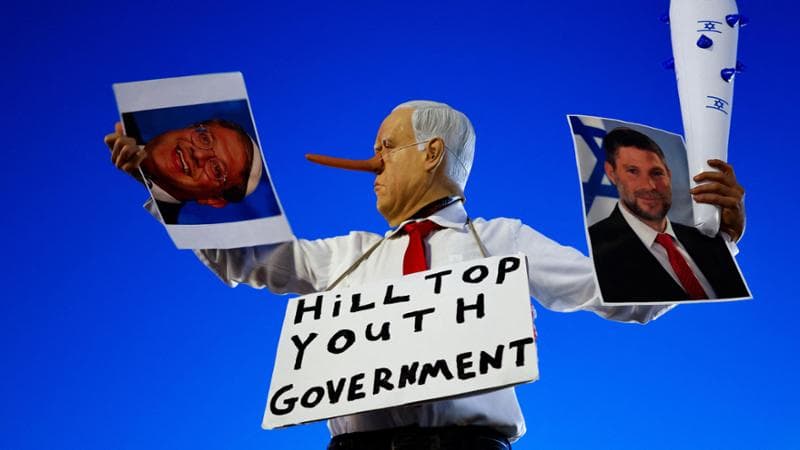 Tel Aviv (Israele), 16 aprile: in piazza contro il governo Netanyahu e la violenza dei coloni