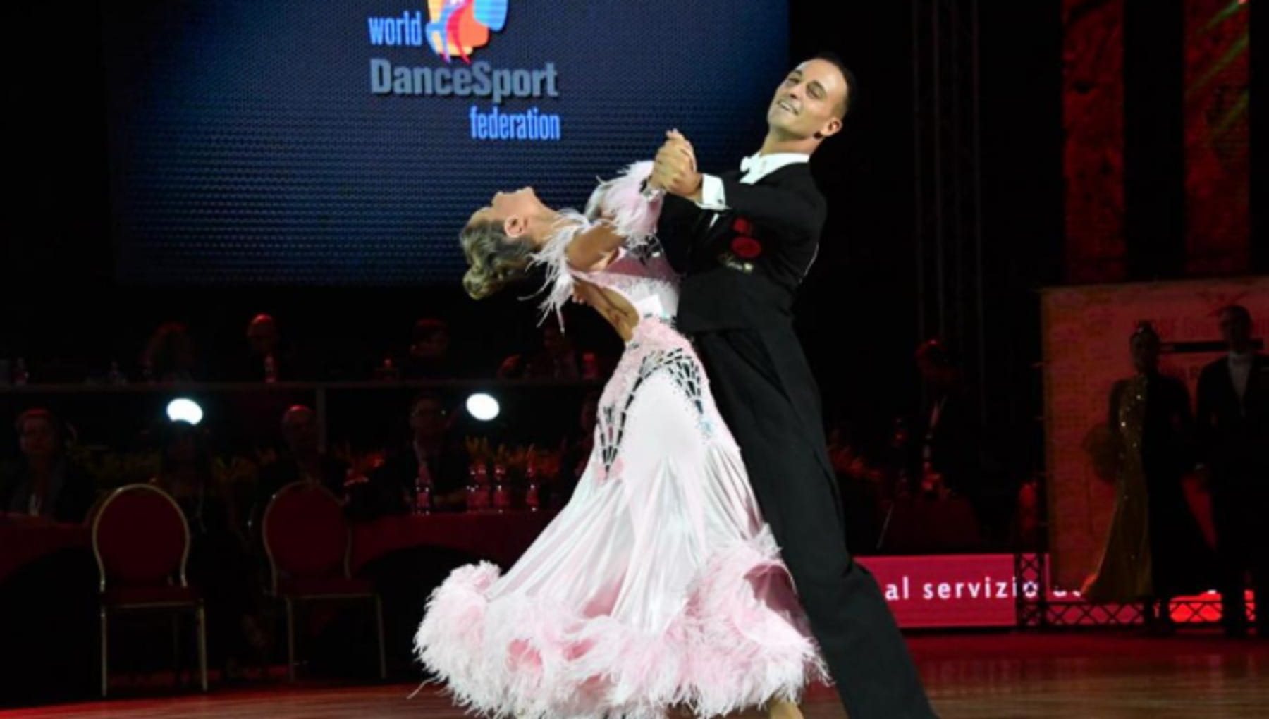 Danza sotto inchiesta, avvisi di garanzia perquisizioni e sequestri