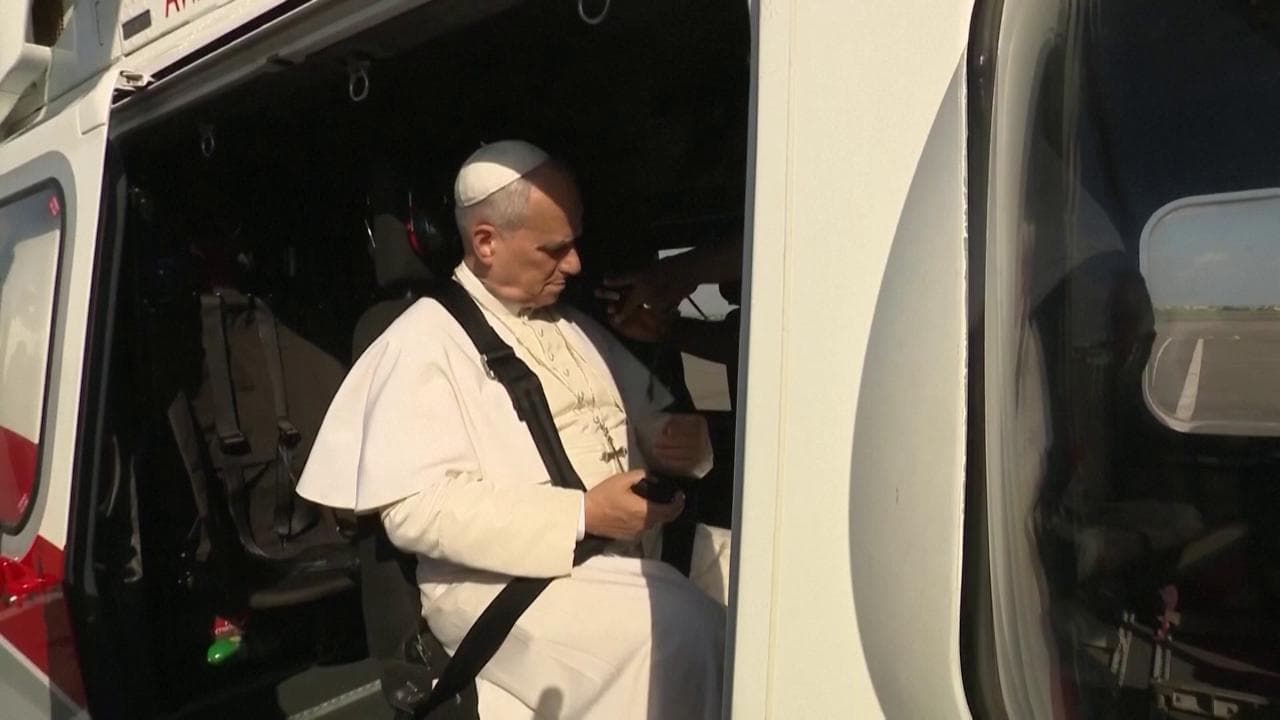 Un Papa in elicottero: Leone è arrivato così a Muxima, importante sito di pellegrinaggio angolano
