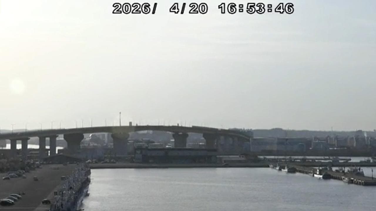 Giappone, terremoto di magnitudo 7.4 al Nord: la scossa nel porto di Hachinohe